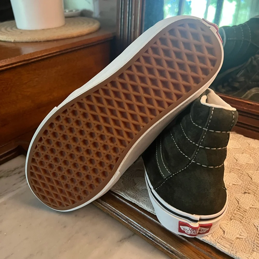VANS Off the Wall Classic Sk8 High Top Suede Sneakers Dark‎ Green White Men's 7